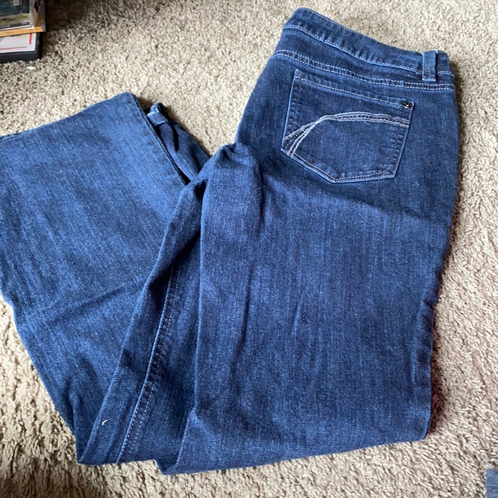 EUC Apt 9 Jeans size 10